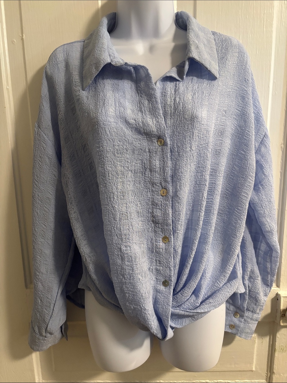 NewIn Light Blue Textured Button-Front Women's Shirt Size S